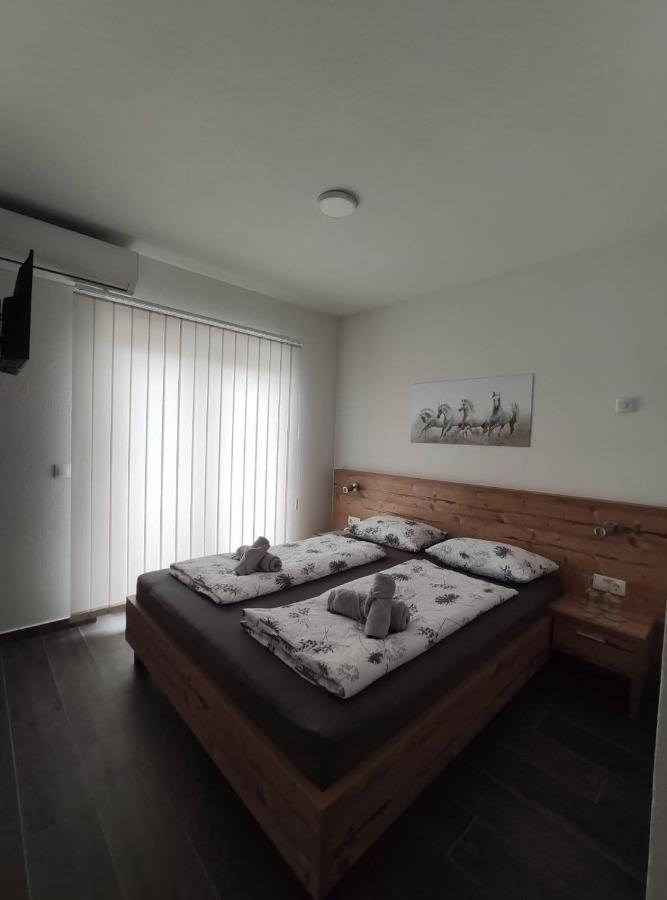 Gold Apartmani Kozarac المظهر الخارجي الصورة