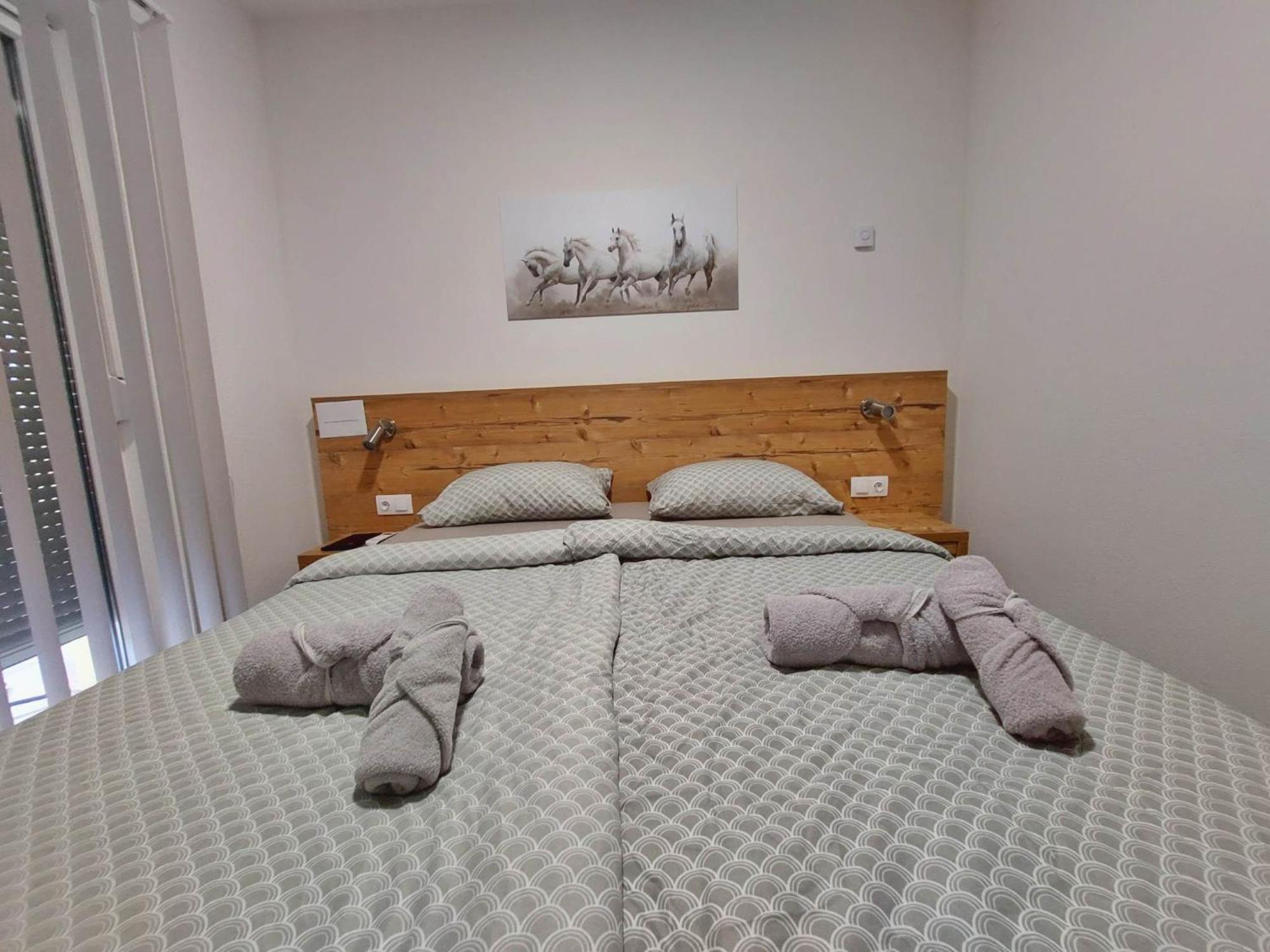 Gold Apartmani Kozarac المظهر الخارجي الصورة