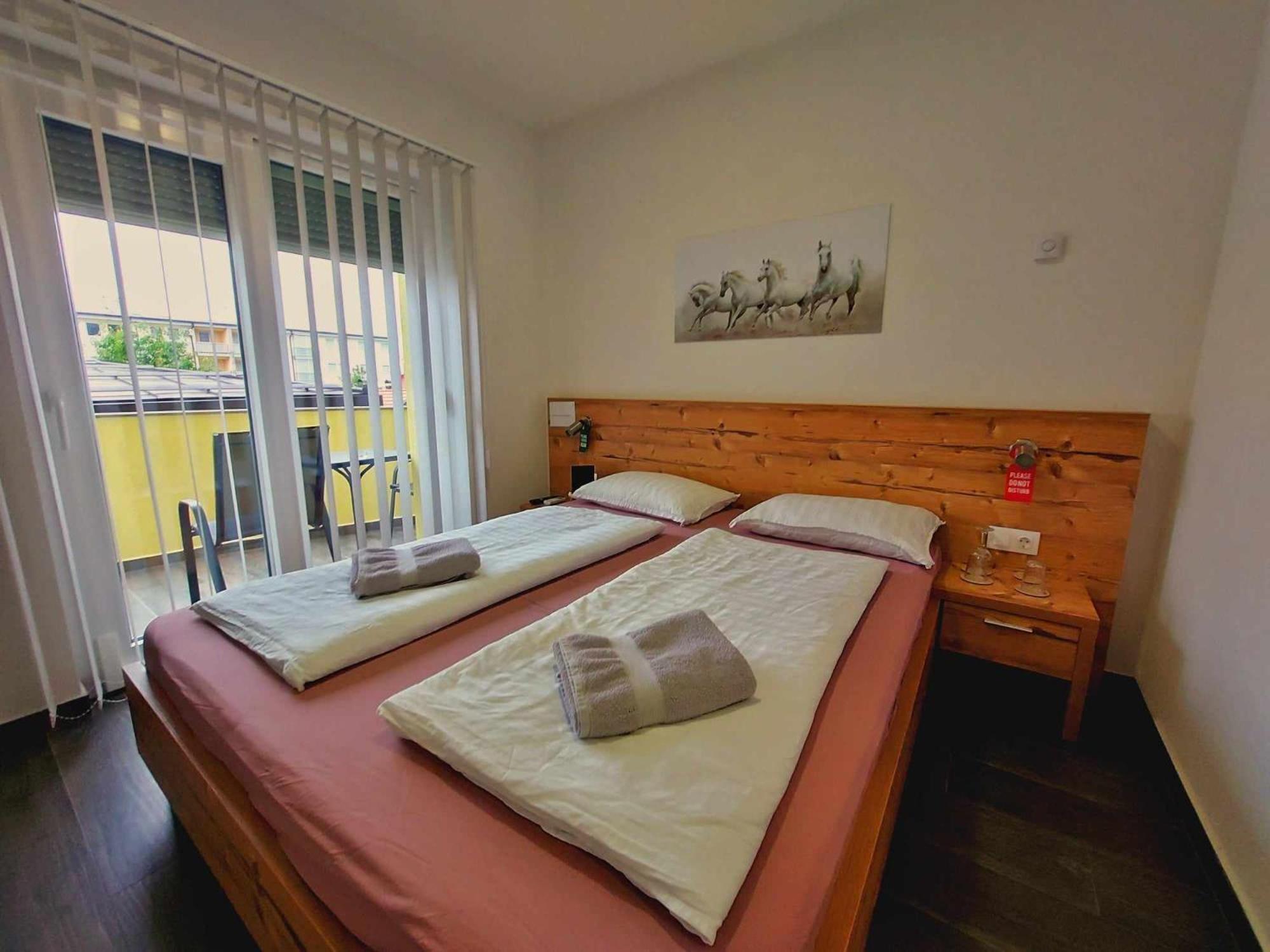Gold Apartmani Kozarac المظهر الخارجي الصورة