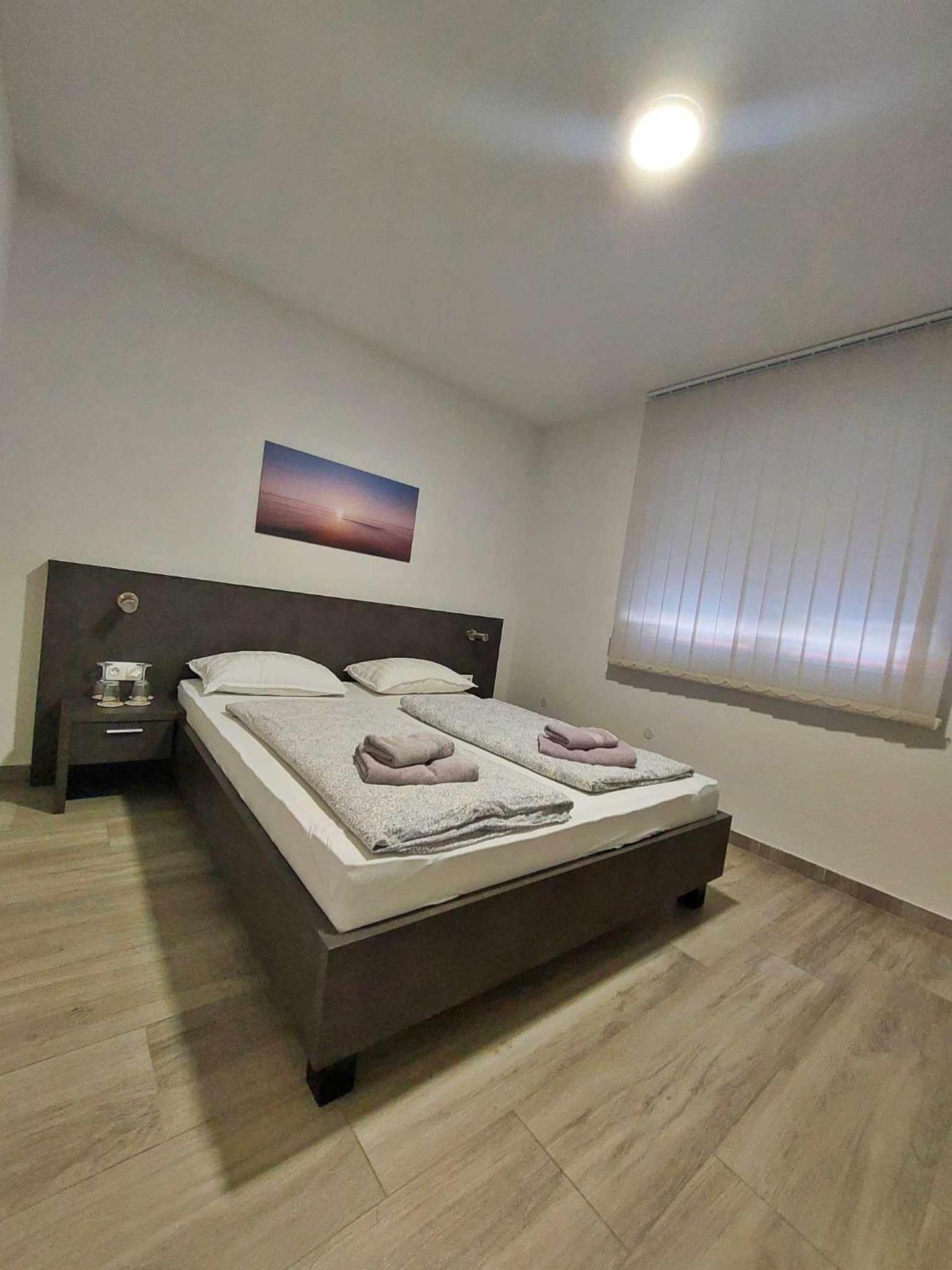 Gold Apartmani Kozarac المظهر الخارجي الصورة